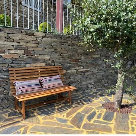 Сasa de vacaciones Outeiro Douro House *