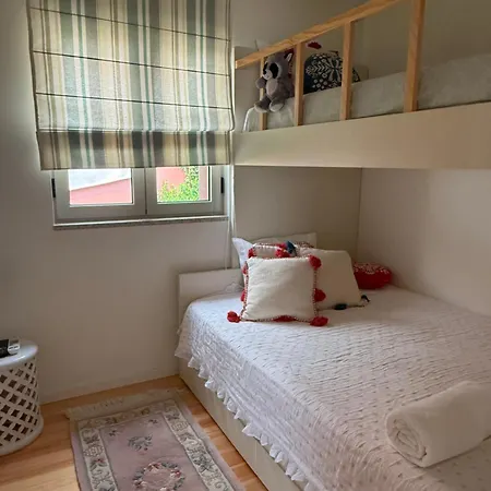 בית נופש Outeiro Douro House